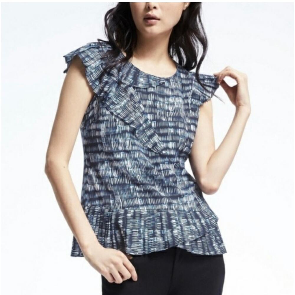Banana Republic navy blue white pleated rufles blouse Size XS